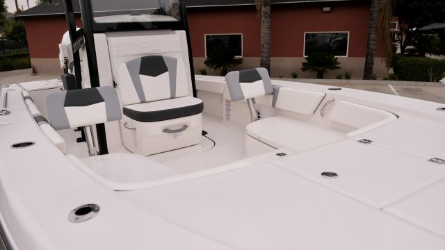 New 2024  powered Robalo Boat for sale